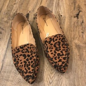 Pointed Toe Leopard Animal Print Flats